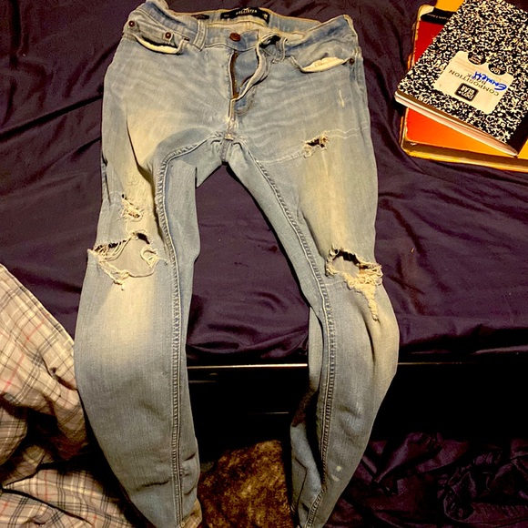 I am selling a pair of skinny jeans well used - Picture 1 of 1